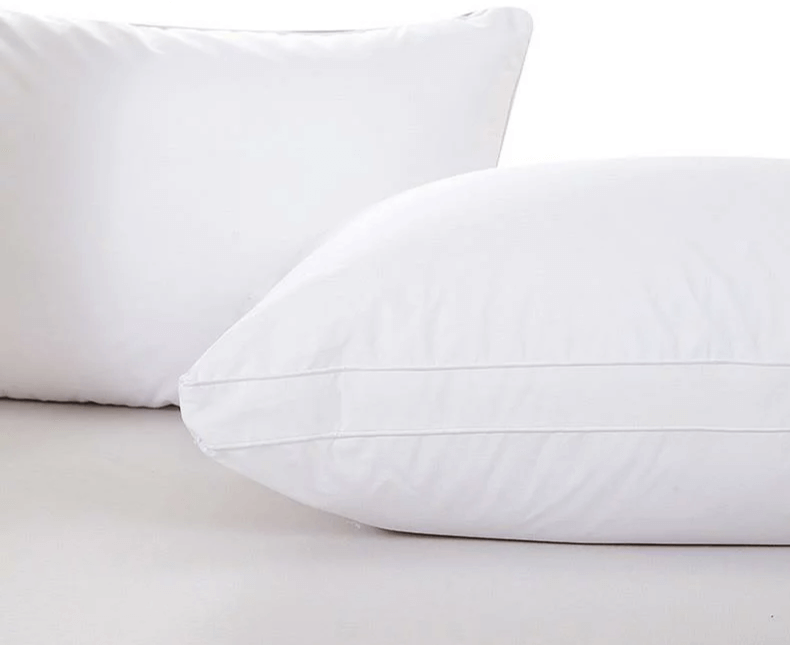 Simple Ol' Me - 纖羽絲絨枕