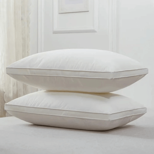 Simple Ol' Me - 纖羽絲絨枕